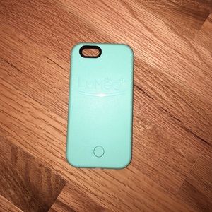 Lumee case