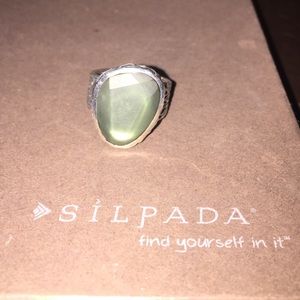 Silpada Green glass ring