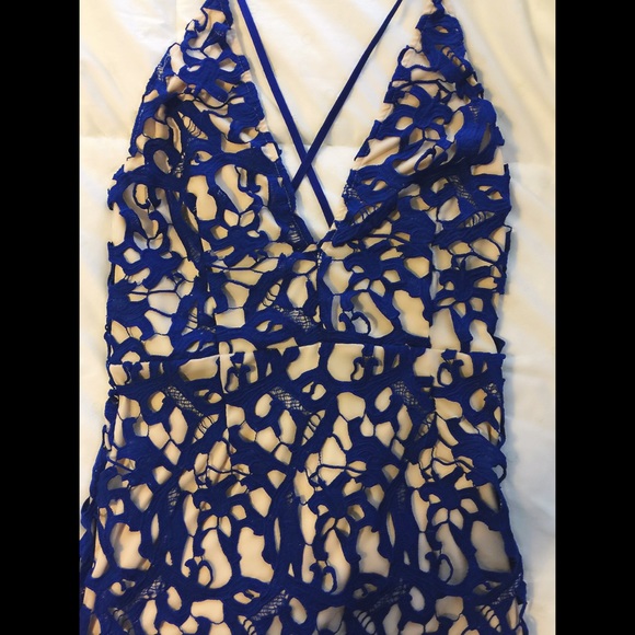 Crochet Cross Back Dress - Picture 3 of 4