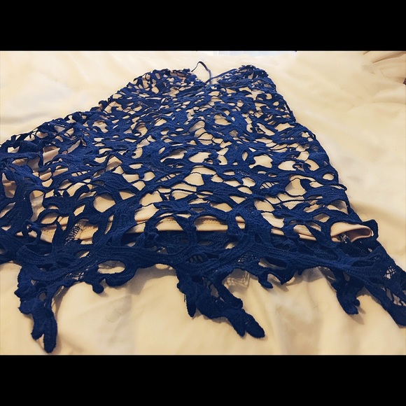 Crochet Cross Back Dress - Picture 4 of 4