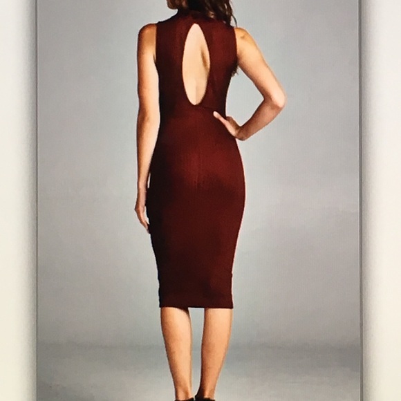 🎒Burgundy sleeveless🎒open back dress