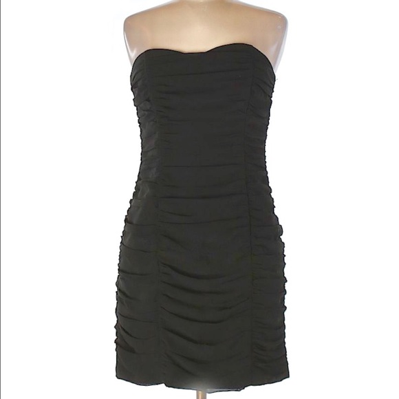 ✨Strapless 🌹H&M Cocktail Dress 👗 💕✨ - Picture 3 of 5