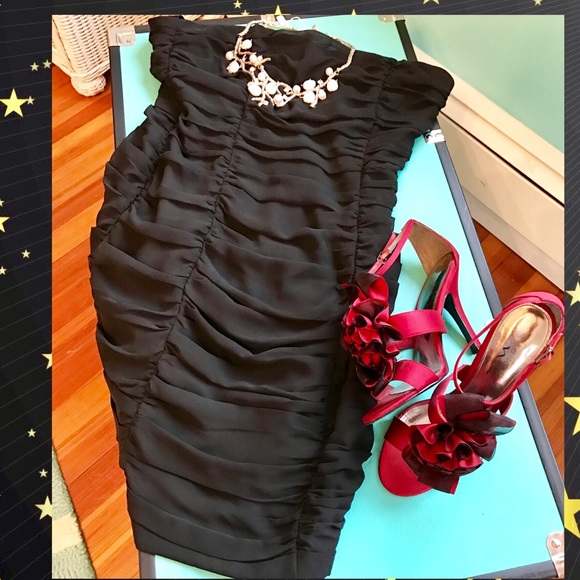 ✨Strapless 🌹H&M Cocktail Dress 👗 💕✨ - Picture 2 of 5