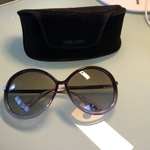 Lovely Tom Ford sunnies!