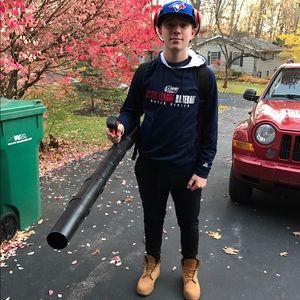 Meet your Posher, Justin