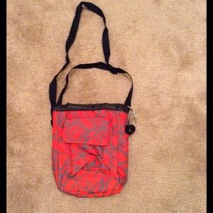 Insulated bag🎀🎀NWOT BOGO SALE🌻💫🌻💫💫💫