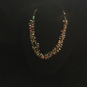 Iridescent necklace