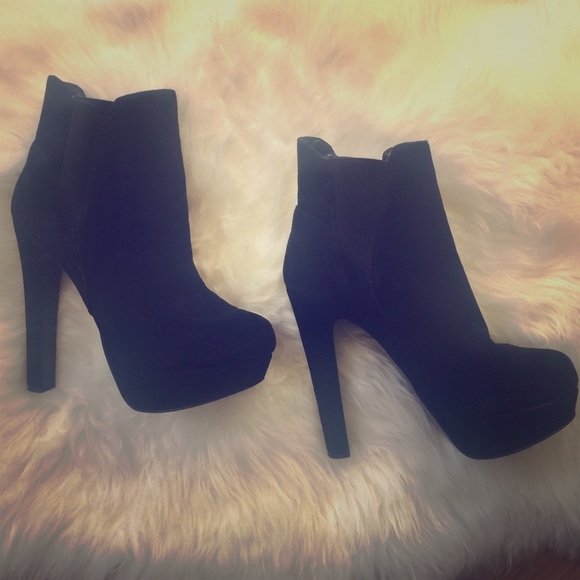 Bakers Susie Suede Ankle Boot