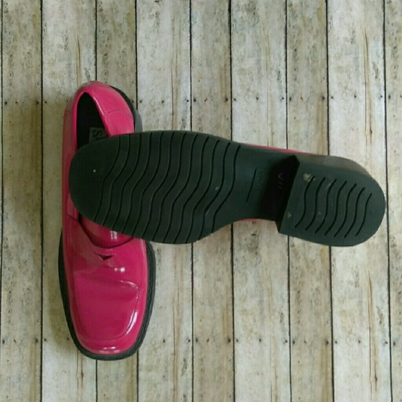 🚫SOLD🚫 Pink Patent Sam & Libby Penny Loafers - Picture 3 of 4