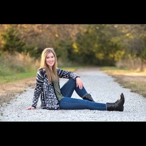 Meet your Posher, Malena