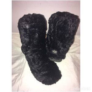 Custom fur Boots any size any color ❤️.