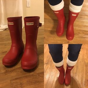 hunter matte red rain boots
