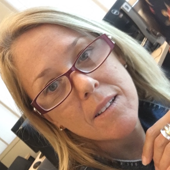 Meet your Posher, Liz