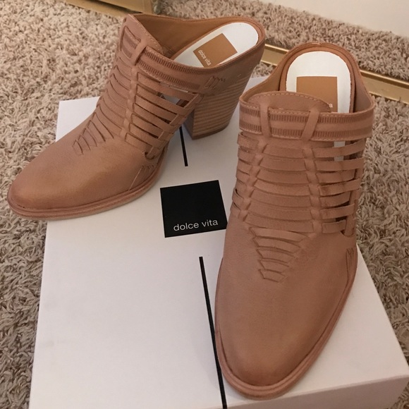 Dolce Vita Heeley Booties Camel 7.5