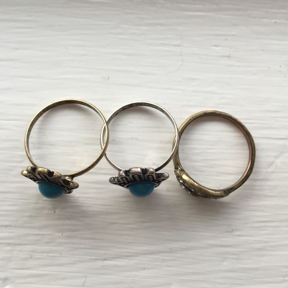 Silver and gold ring set - Picture 2 of 2