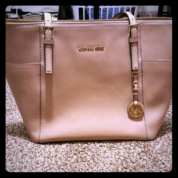 DONT BUY TRADED Authentic michael kors bag