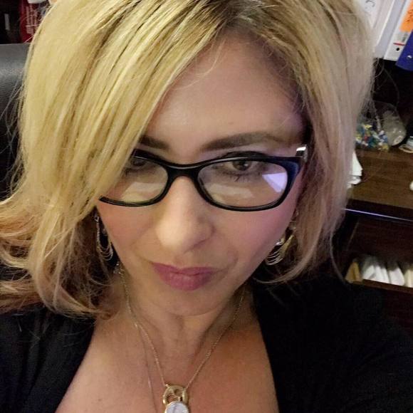 Meet your Posher, Kim