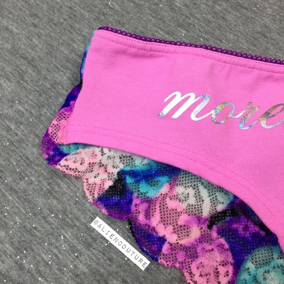 RARE VS Pink More Presents Panty - Picture 3 of 4