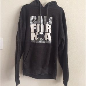California republic sweater