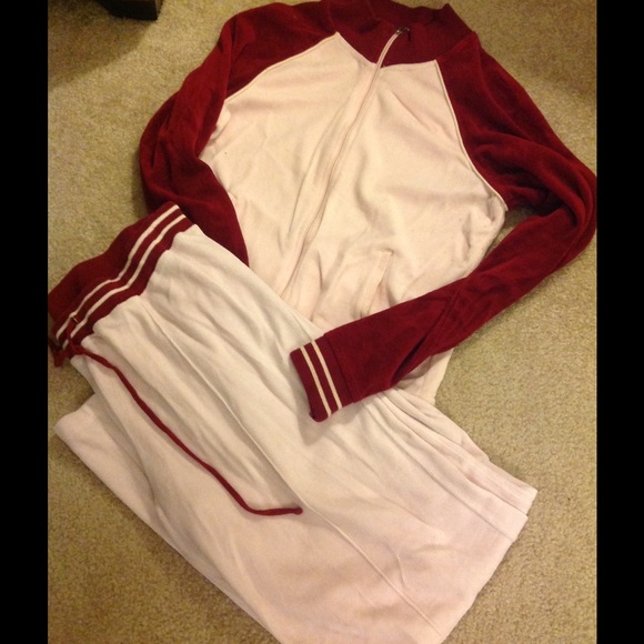 Mossimo Supply Co. Other - Mossimo Sweatsuit