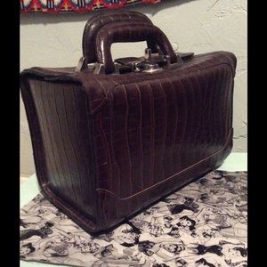 Bobbi Brown travel  makeup case