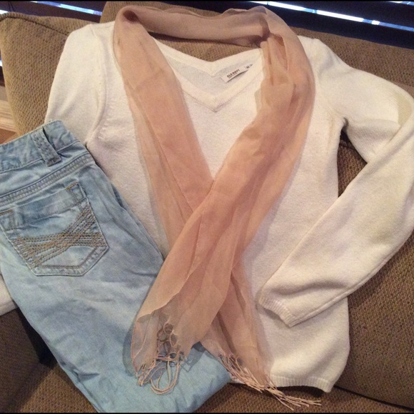 Old Navy sweater, scarf, Aeropostale jeans