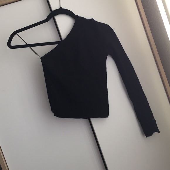 Zara One shoulder sweater top