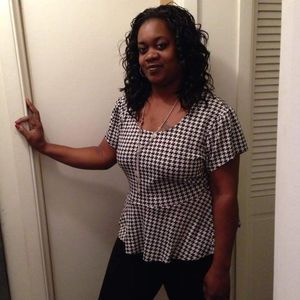 Meet your Posher, Renee