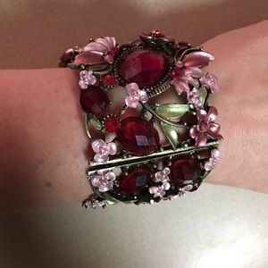 Beautiful bracelet!!