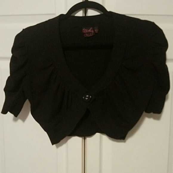 Crop short sleeve sweater