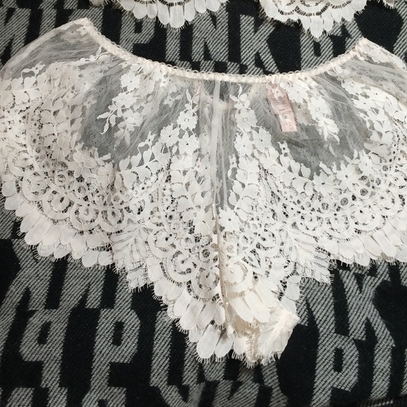 SALE✨ Victoria SECRET VERY SEXY SET NWT💕 - Picture 3 of 4