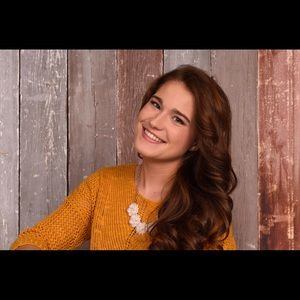 Meet your Posher, Lydia