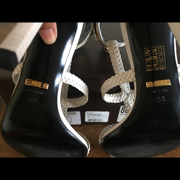 GUCCI white leather caged heel - Picture 4 of 4