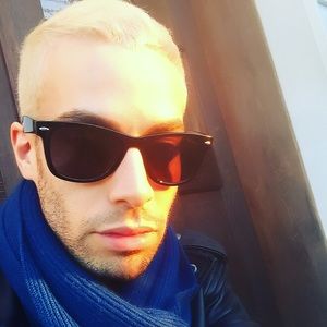 Meet your Posher, Kenny