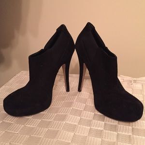 Suede Jessica Simpson booties