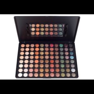 88 piece eyeshadow palette