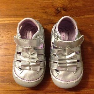 Stride rite Toddler sandal sz 4