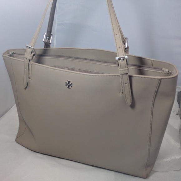 Tory Burch Handbags - Tory Burch York Tote French Grey Saffiano Leather