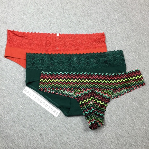 VS Pink Holiday Panty Trio LIMITED EDITION! - Picture 2 of 4