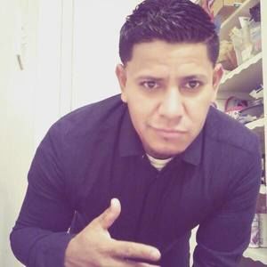 Meet your Posher, Gio