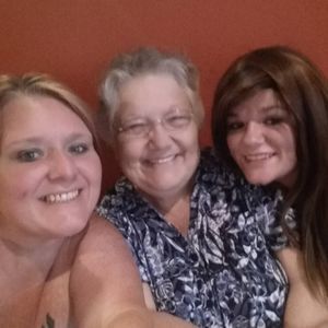 Meet your Posher, Carol