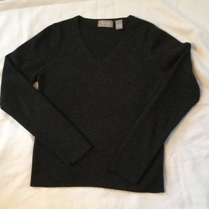 Old Navy V-neck sweater