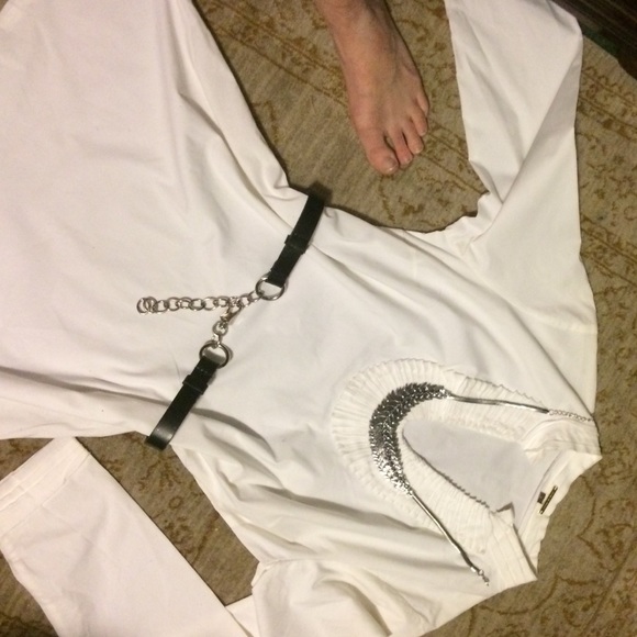 Gorgeous white dress - Picture 2 of 3