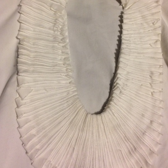 Gorgeous white dress - Picture 3 of 3