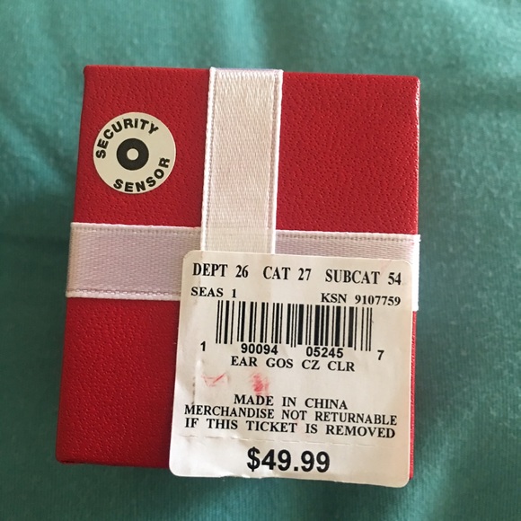 Gold Studded Earrings - Picture 3 of 3