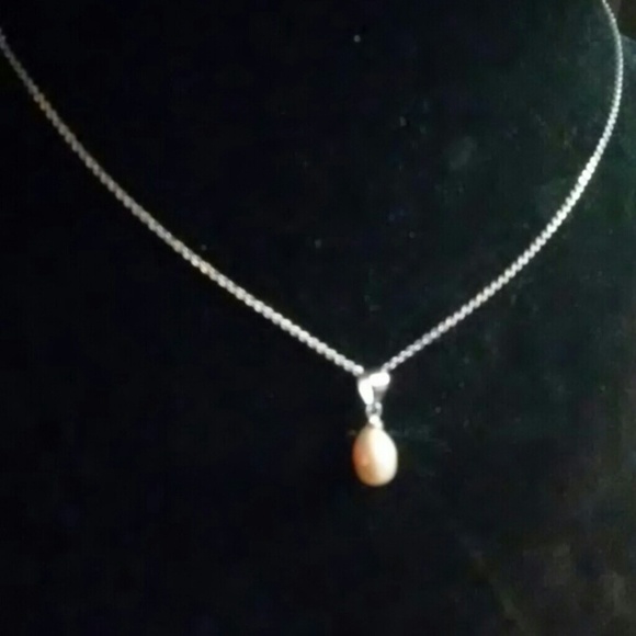 AUTHENTIC! TEAR DROP PEARL & 925 SILVER CHAIN