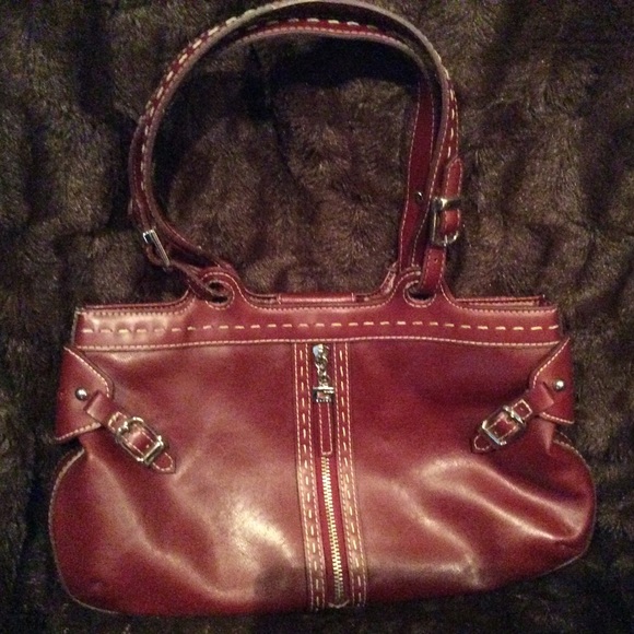 Wine color Guess purse