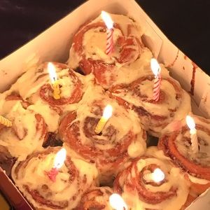 Meet your Posher, Amelia