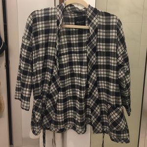 Black and white light jacket/cardigan