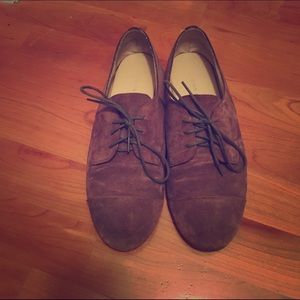 Adorable brown oxford flats